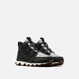 Sorel Kinetic Caribou Boots (Like New)